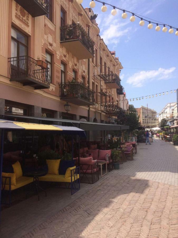 Apartment On Marjanishvili 16 Tbilisi Zewnętrze zdjęcie